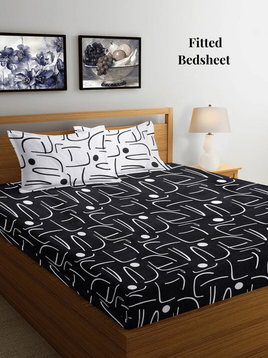 Arrabi Black Geometric TC Cotton Blend Super King Size Fitted Bedsheet with 2 Pillow Covers (270 X 260 Cm)