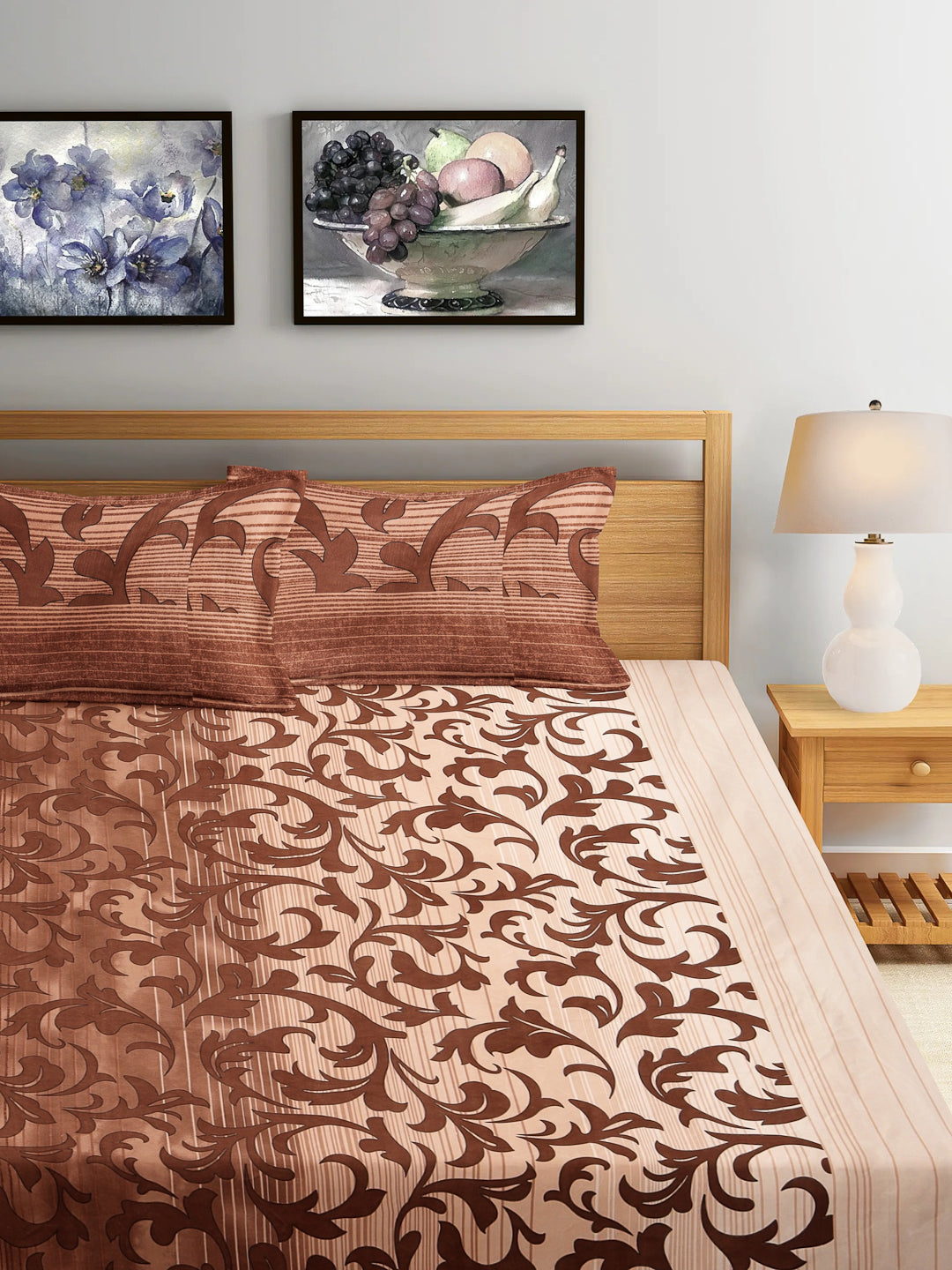 Arrabi Brown Floral TC Cotton Blend King Size Fitted Bedsheet with 2 Pillow Covers (250 X 215 Cm)