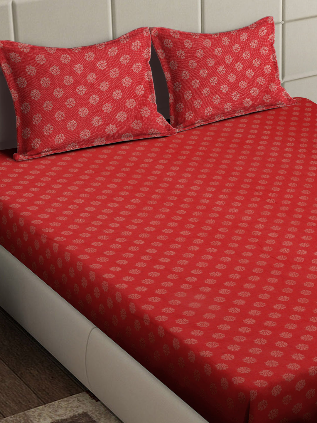 Arrabi Red Floral 100% Handwoven Cotton Super King Size Bedsheet with 2 Pillow Covers (270 x 260 cm)