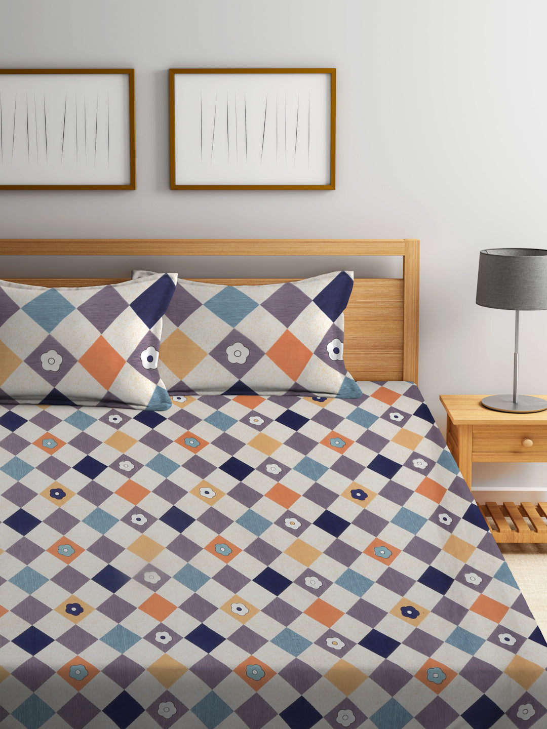 Arrabi Multi Geometric TC Cotton Blend Super King Size Bedsheet with 2 Pillow Covers (270 X 260 cm)