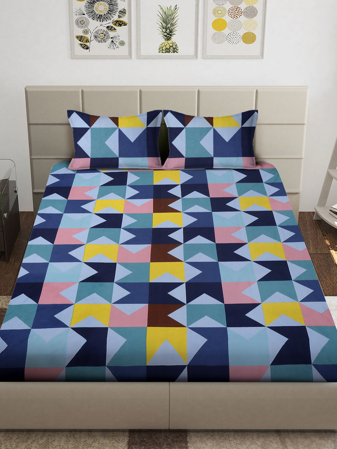 Arrabi Multi Geometric TC Cotton Blend King Size Bedsheet with 2 Pillow Covers (250 x 215 cm)