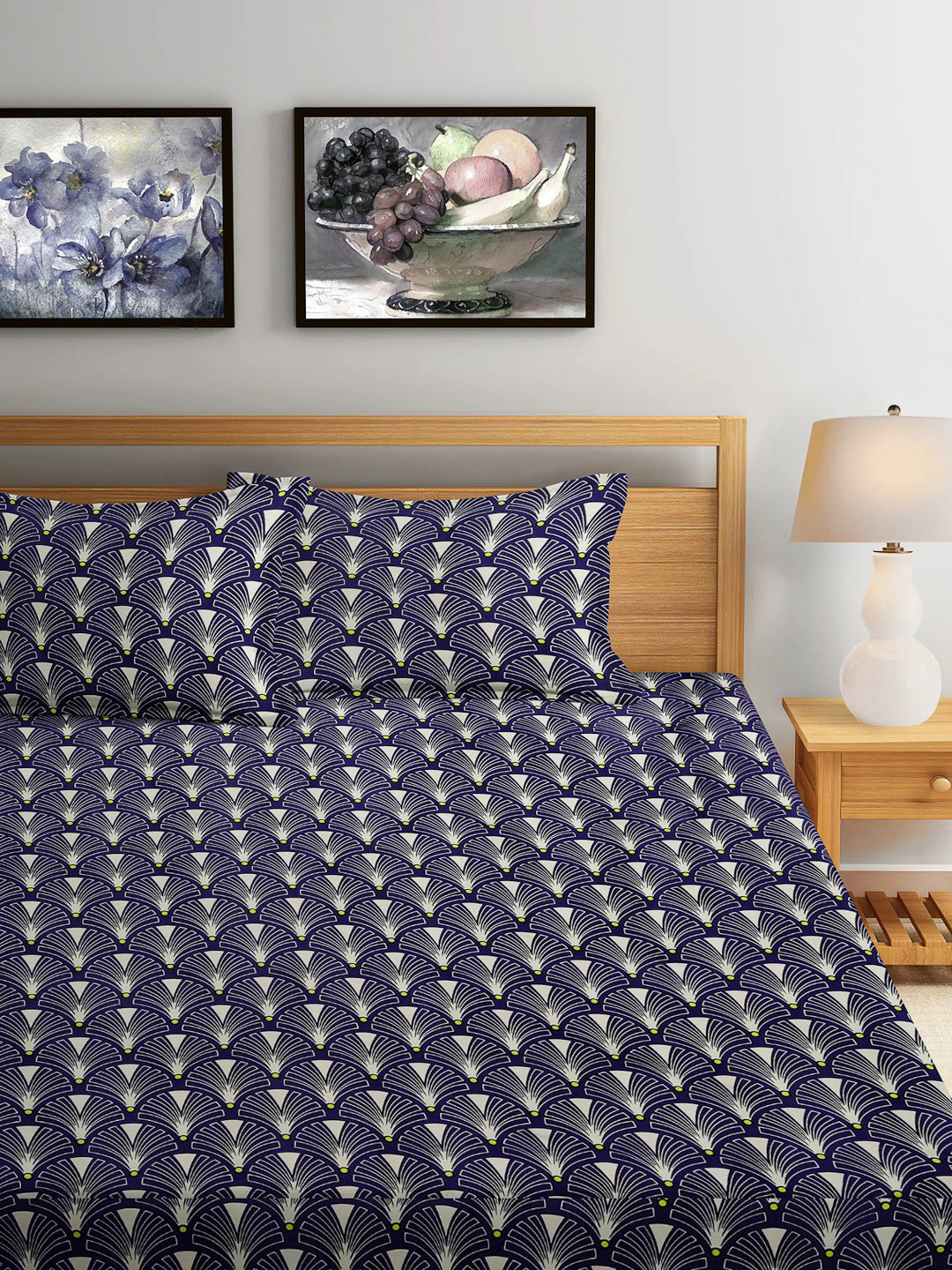 Arrabi Blue Geometric TC Cotton Blend Super King Size Bedsheet with 2 Pillow Covers (270 x 260 cm)