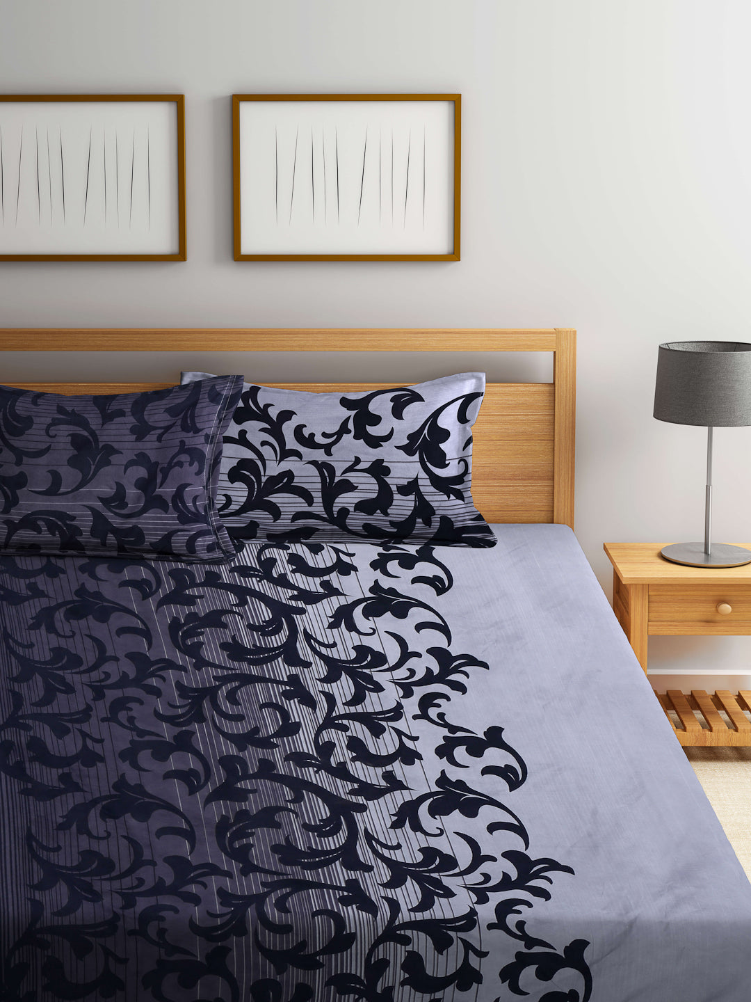 Arrabi Black Floral TC Cotton Blend King Size Bookfold Bedsheet with 2 Pillow Covers (250 X 215 cm)