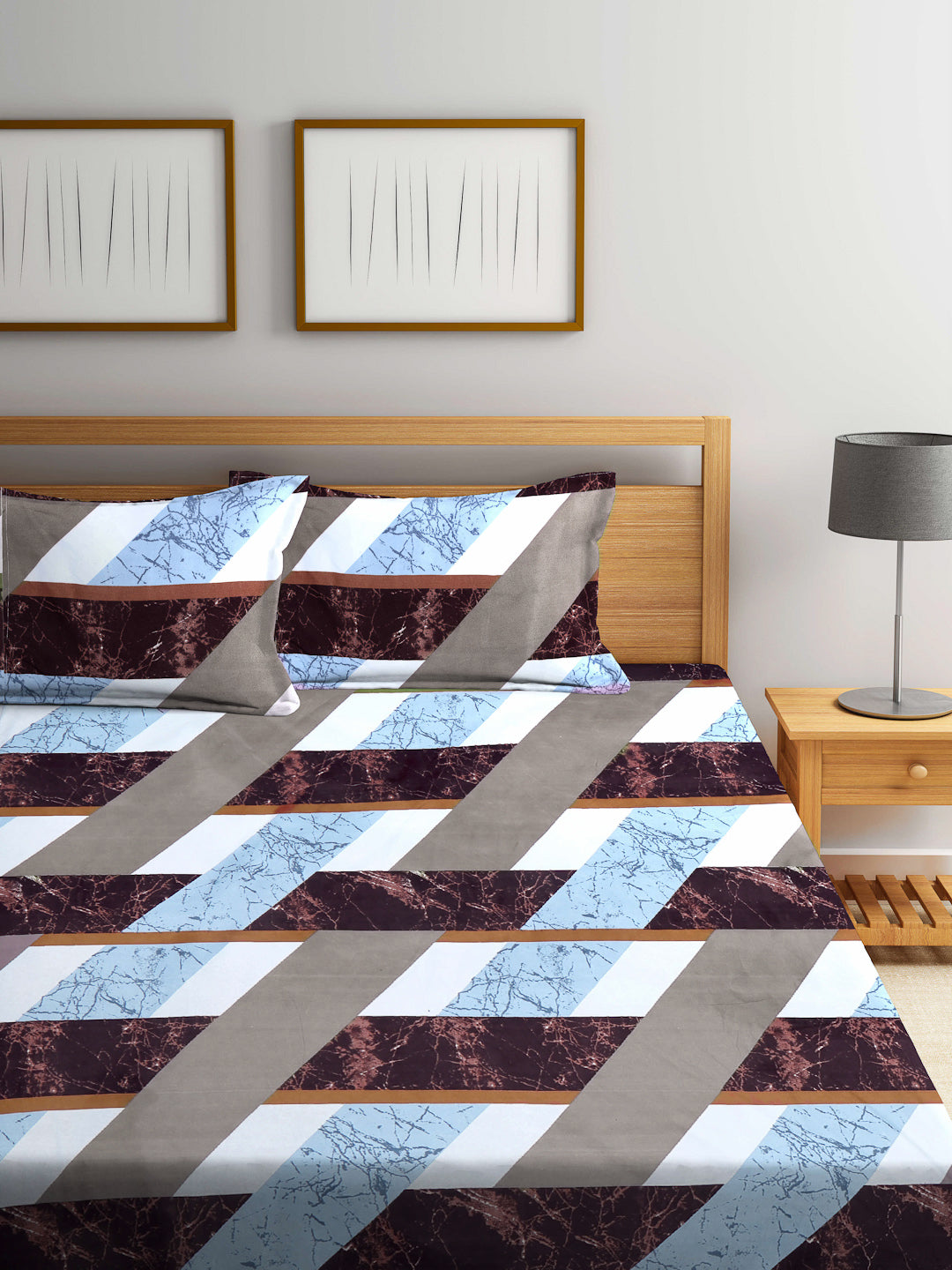 Arrabi Multi Geometric TC Cotton Blend King Size Bookfold Bedsheet with 2 Pillow Covers (250 X 220 cm)