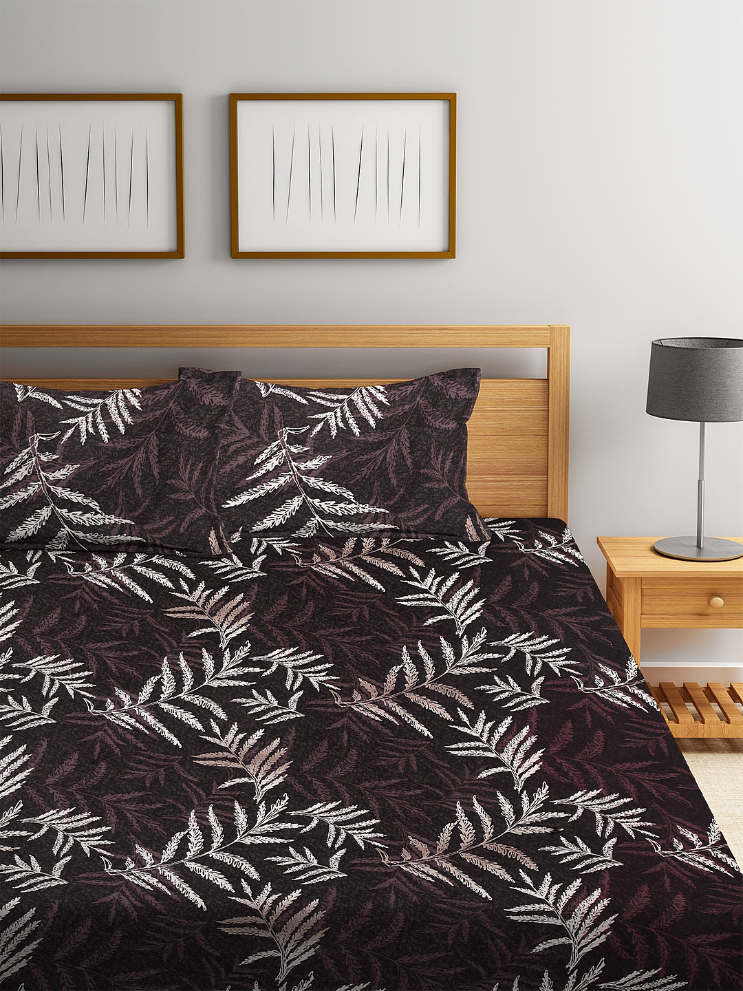 Arrabi Brown Leaf TC Cotton Blend King Size Bookfold Bedsheet with 2 Pillow Covers (250 X 220 cm)