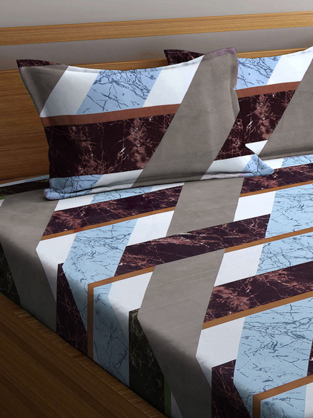 Arrabi Multi Geometric TC Cotton Blend King Size Bookfold Bedsheet with 2 Pillow Covers (250 X 220 cm)