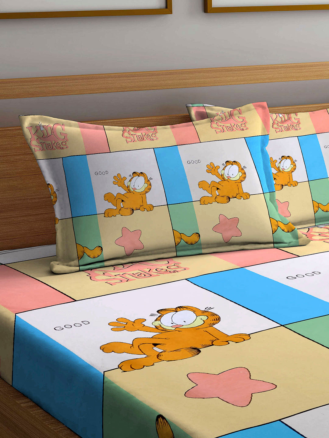 Arrabi Multi Cartoon TC Cotton Blend King Size Bookfold Bedsheet with 2 Pillow Covers (250 X 220 cm)