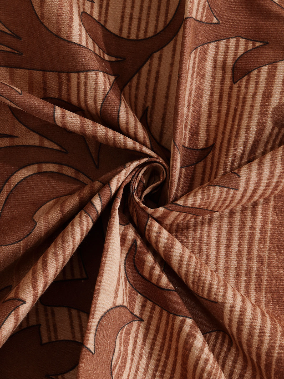 Arrabi Brown Leaf Cotton Blend 8 SEATER Table Cover (215 x 150 cm)