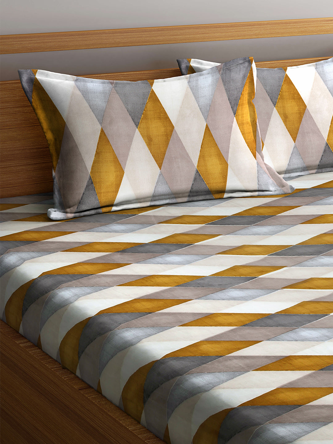 Arrabi Multi Geometric TC Cotton Blend King Size Bookfold Bedsheet with 2 Pillow Covers (250 X 220 cm)