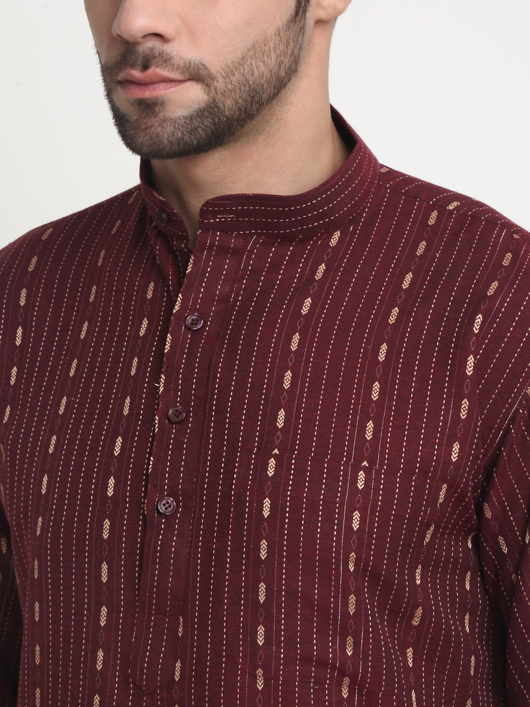 Arrabi Men Maroon Pure Cotton Geometric Kurta with Churidar Pyjama