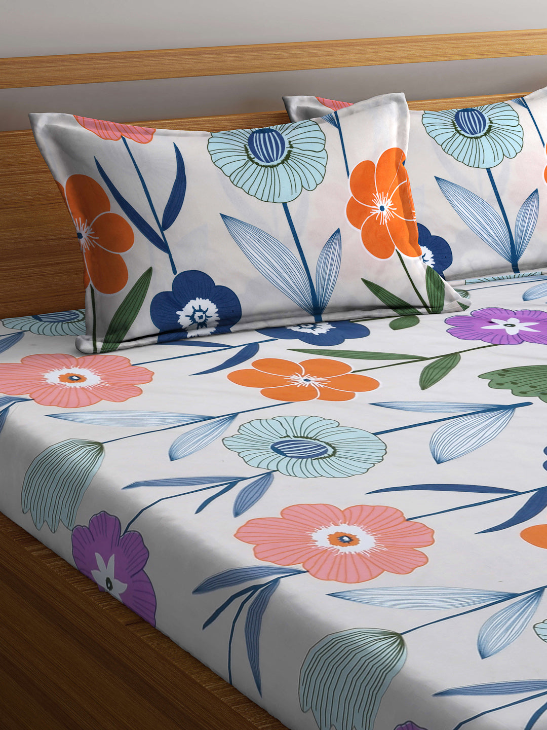 Arrabi Multi Floral TC Cotton Blend King Size Bookfold Bedsheet with 2 Pillow Covers (250 X 215 cm)