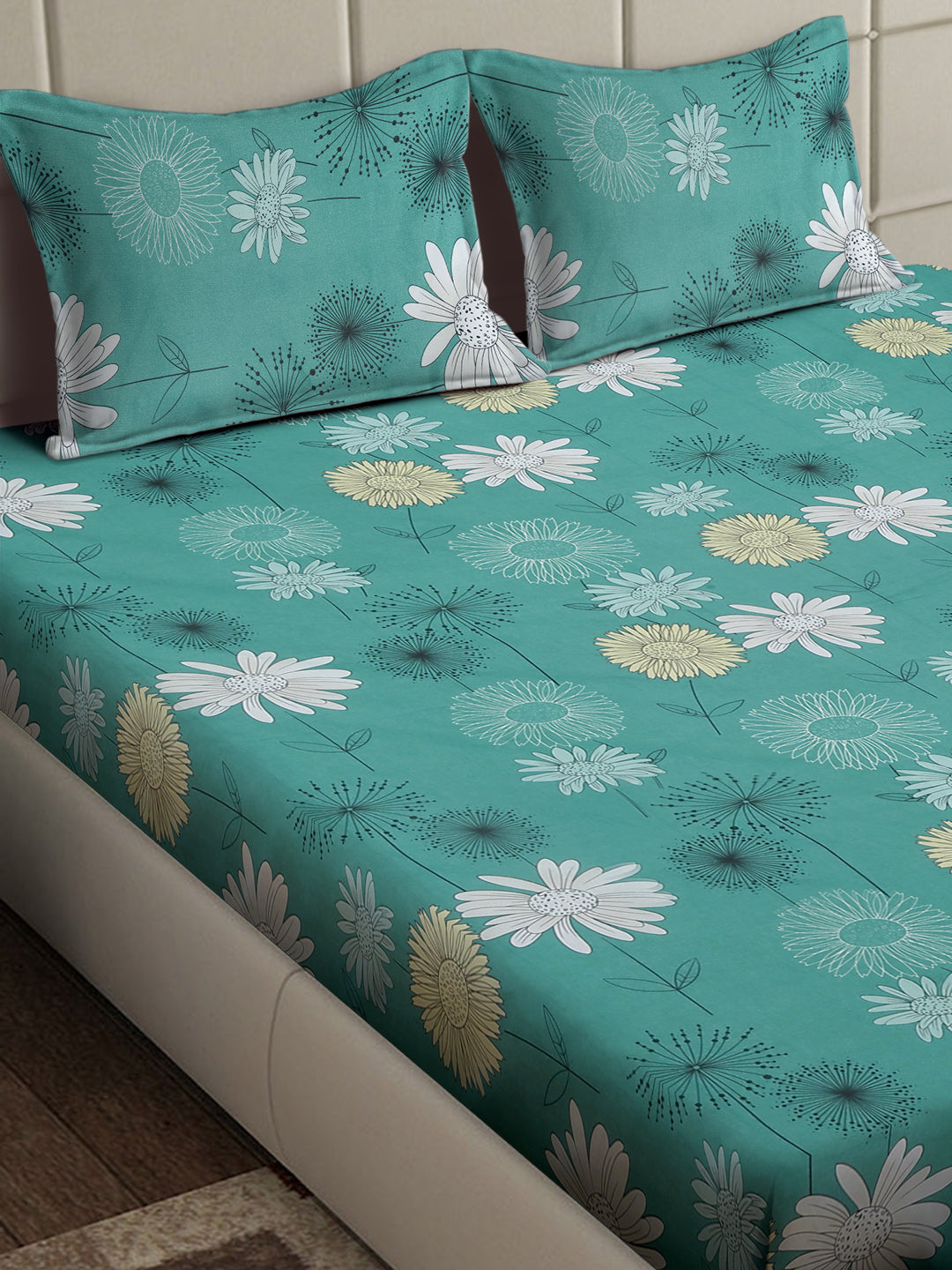 Arrabi Green Floral TC Cotton Blend King Size Bedsheet with 2 Pillow Covers (250 x 215 cm)