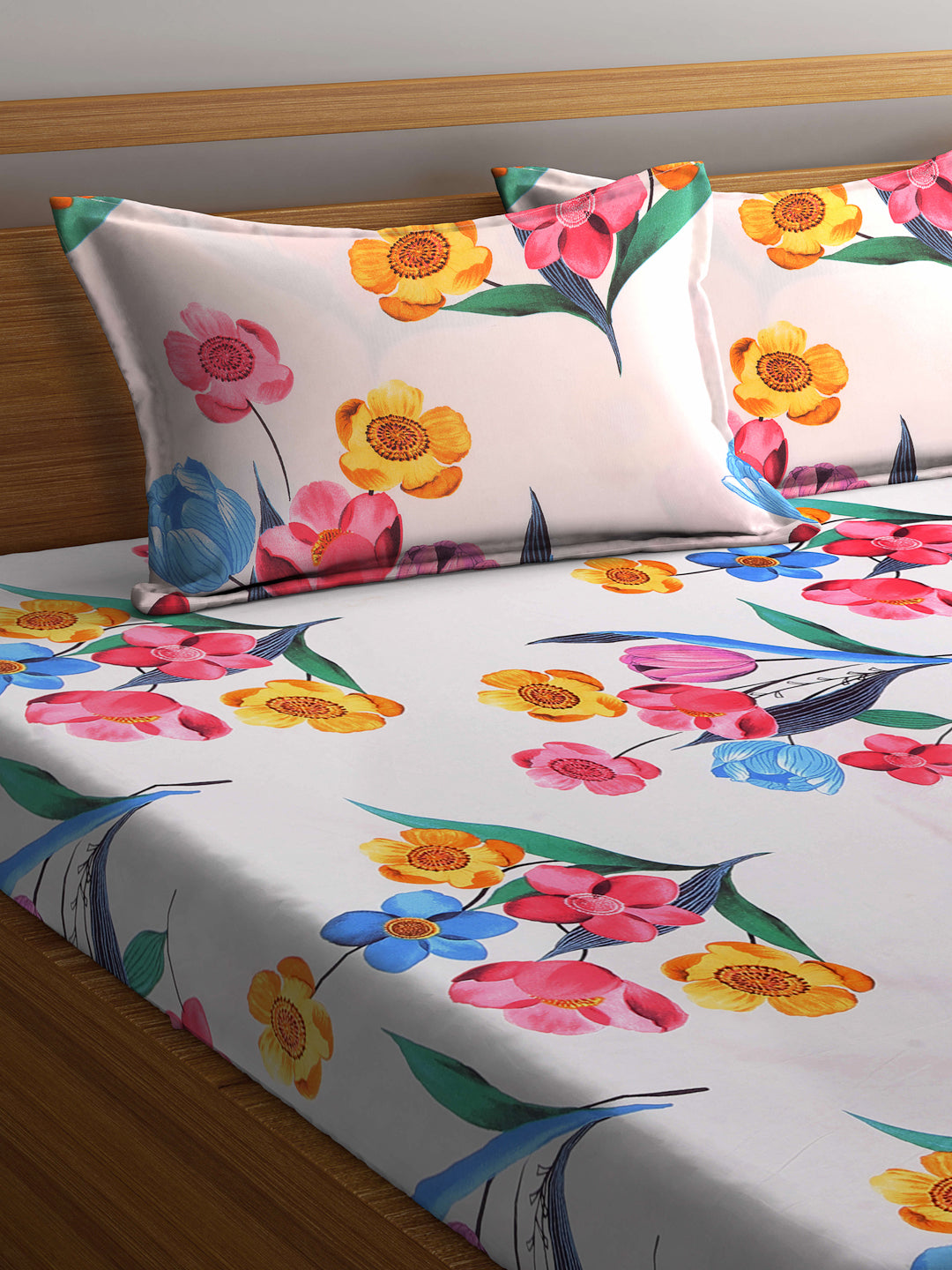 Arrabi Multi Floral TC Cotton Blend King Size Bookfold Bedsheet with 2 Pillow Covers (250 X 215 cm)