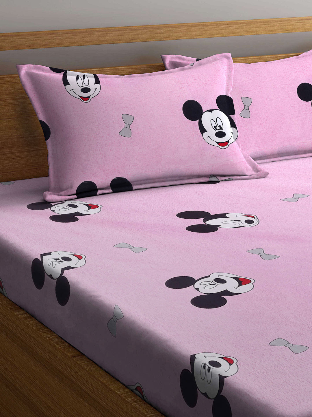 Arrabi Pink Cartoon TC Cotton Blend King Size Bookfold Bedsheet with 2 Pillow Covers (250 X 215 cm)