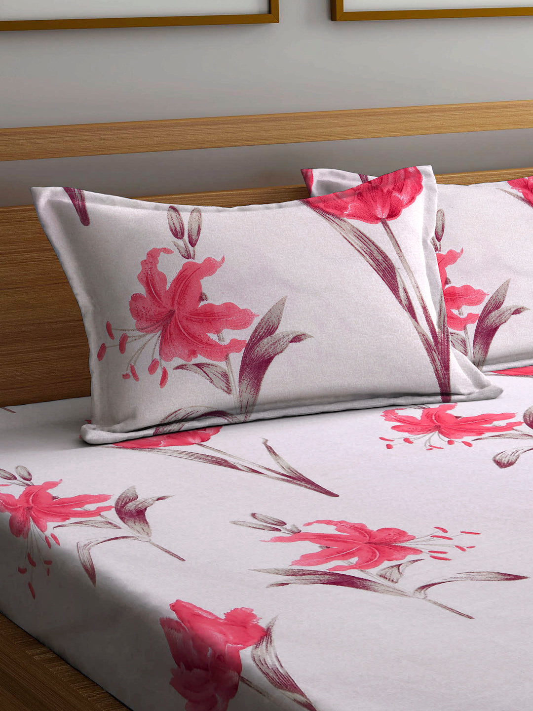 Arrabi Beige Floral TC Cotton Blend Super King Size Bookfold Bedsheet with 2 Pillow Covers (270 X 260 cm)
