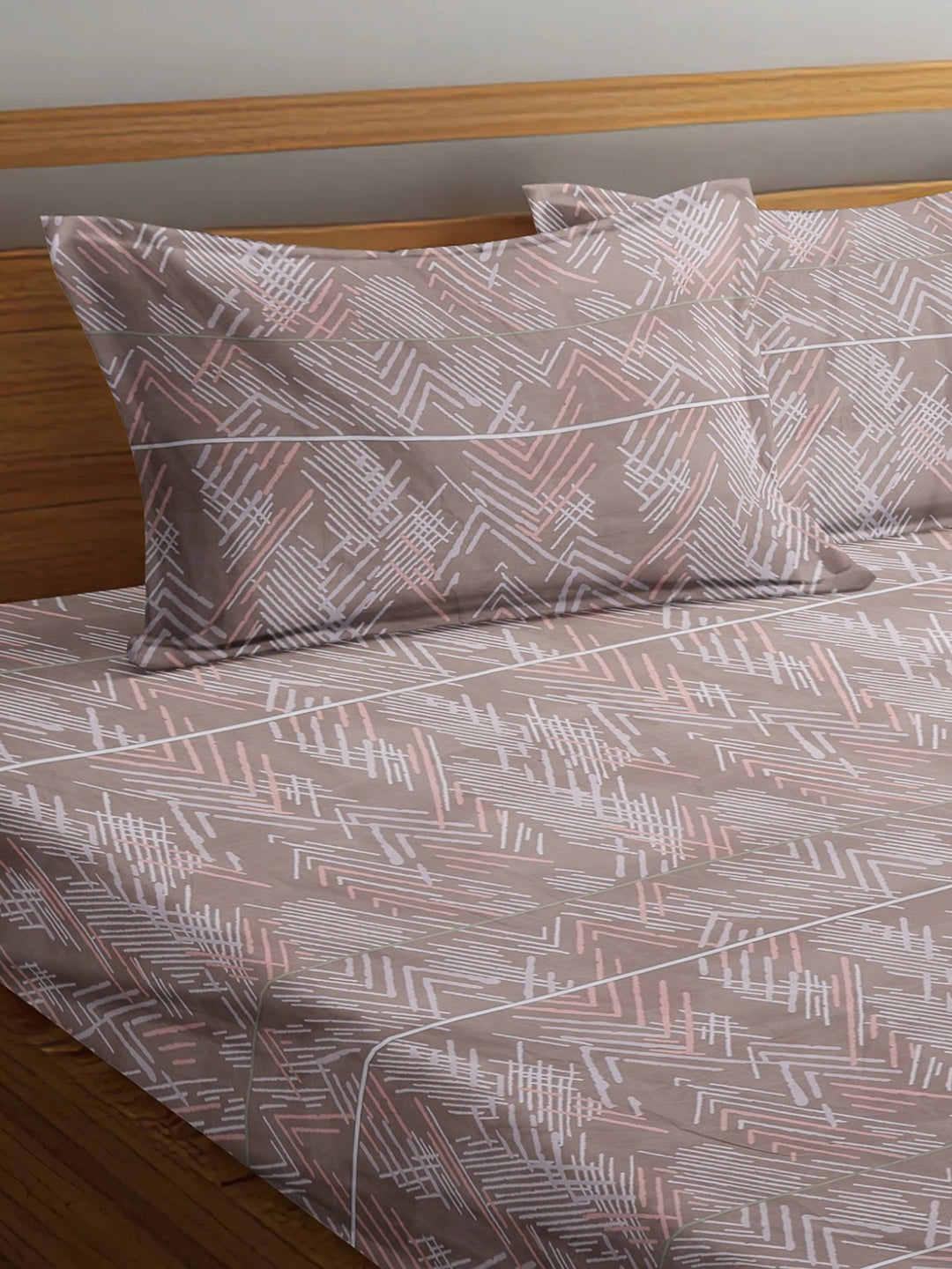 Arrabi Multi Stripes TC Cotton Blend Super King Size Bedsheet with 2 Pillow Covers (270 x 260 cm)
