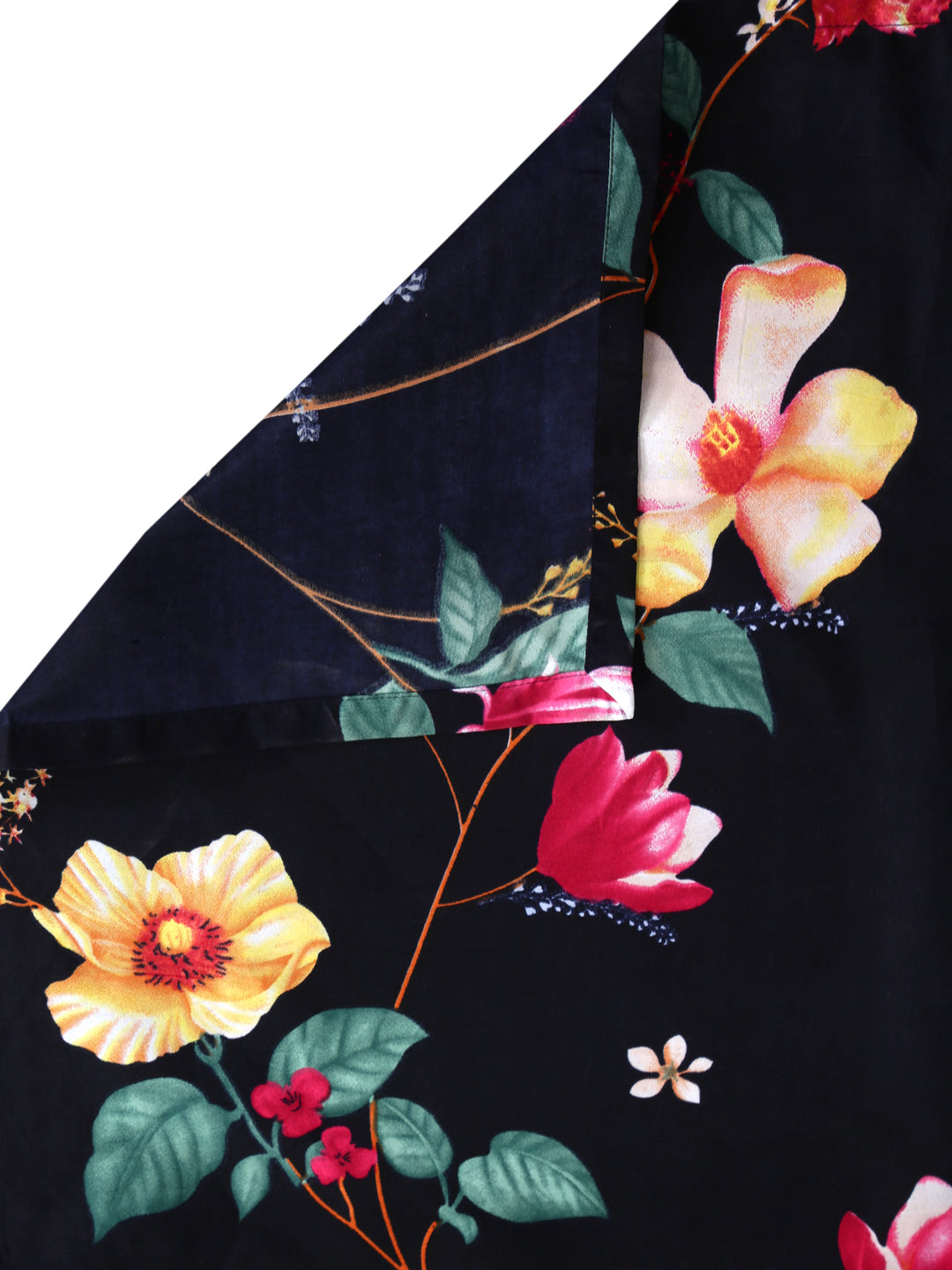 Arrabi Black Floral TC Cotton Blend King Size Bookfold Bedsheet with 2 Pillow Covers (250 X 220 cm)