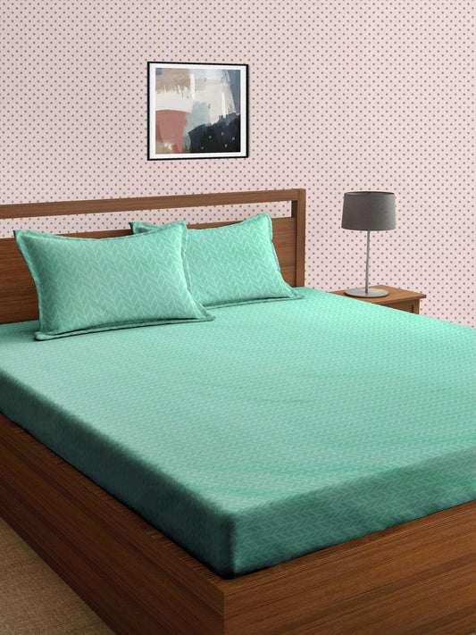 Arrabi Green Chevrons TC Cotton Blend Double Size Bedsheet with 2 Pillow Covers