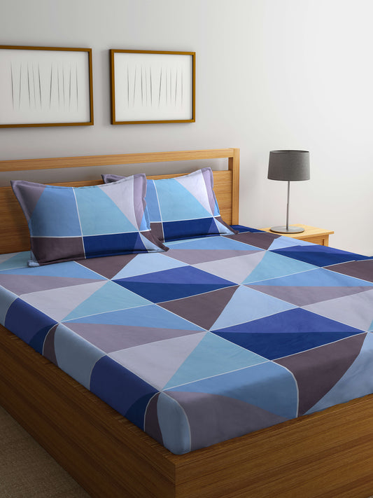 Arrabi Blue Geometric TC Cotton Blend King Size Bedsheet with 2 Pillow Covers (250 X 215 cm)
