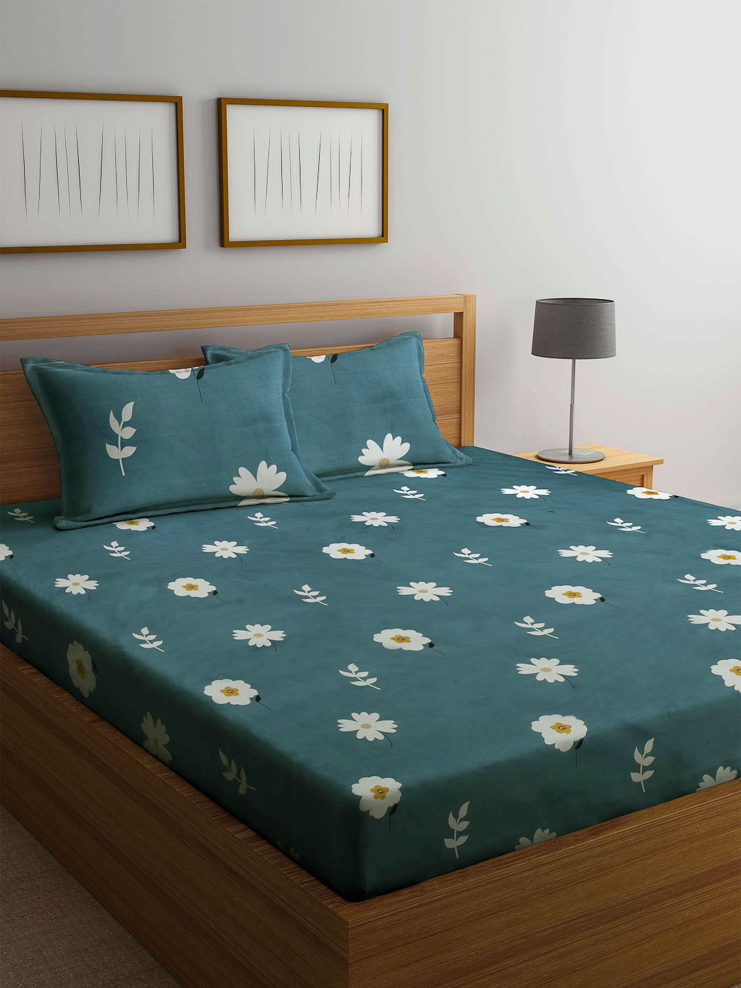 ARRABI® Super King Size Bedsheet with Two Pillow Covers (270 x 260 cm)