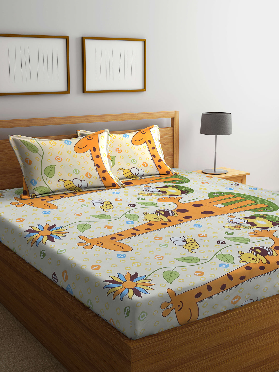 ARRABI® King Size Bedsheet with Two Pillow Covers (250 x 215 cm)