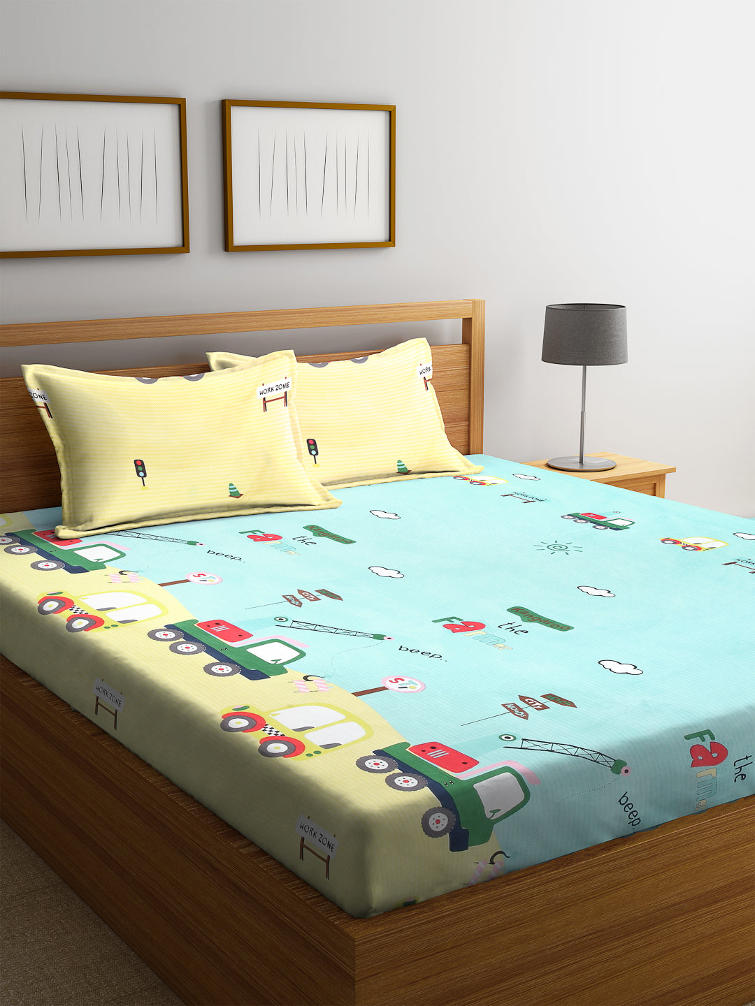 Kid's Special King Size Cotton Blend Bed Sheet Set with 2 Pillow Covers by Arrabi® (250 x 220 cm)