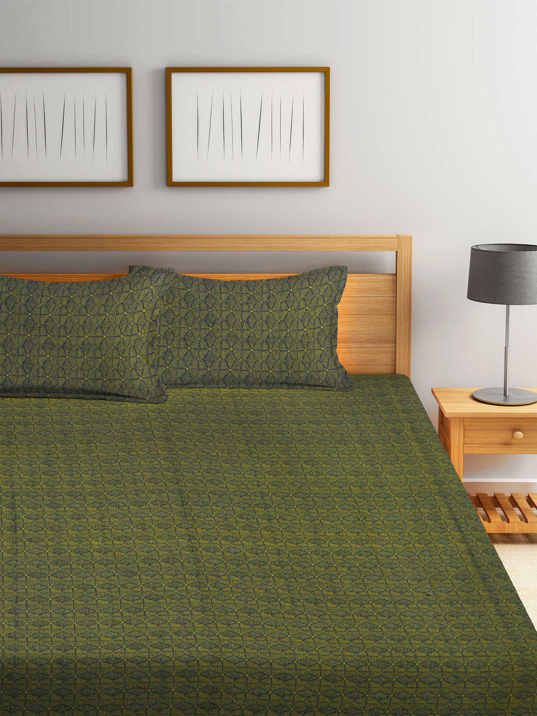 Arrabi Green Blocks Handwoven Cotton Double Size Bedsheet with 2 Pillow Covers (260 x 230 cm)