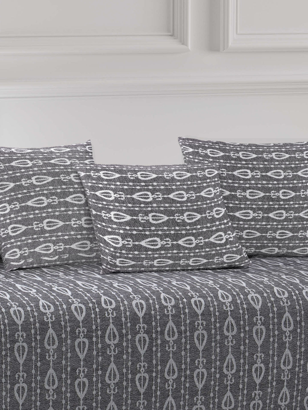 Arrabi Grey Set of 6 Stripes Handwoven Cotton Diwan Set (225 x150 cm)