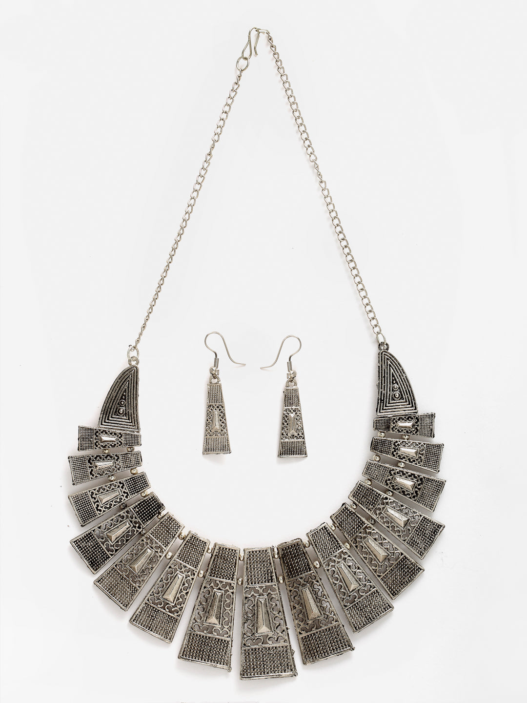 Arrabi Metallic Oxidised Jewellery Set with 2 Earrings (40 cm)