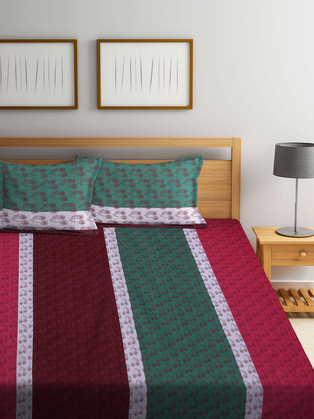 Arrabi Multi Graphic Handwoven Cotton Super King Size Bedsheet with 2 Pillow Covers (270 X 270 cm)