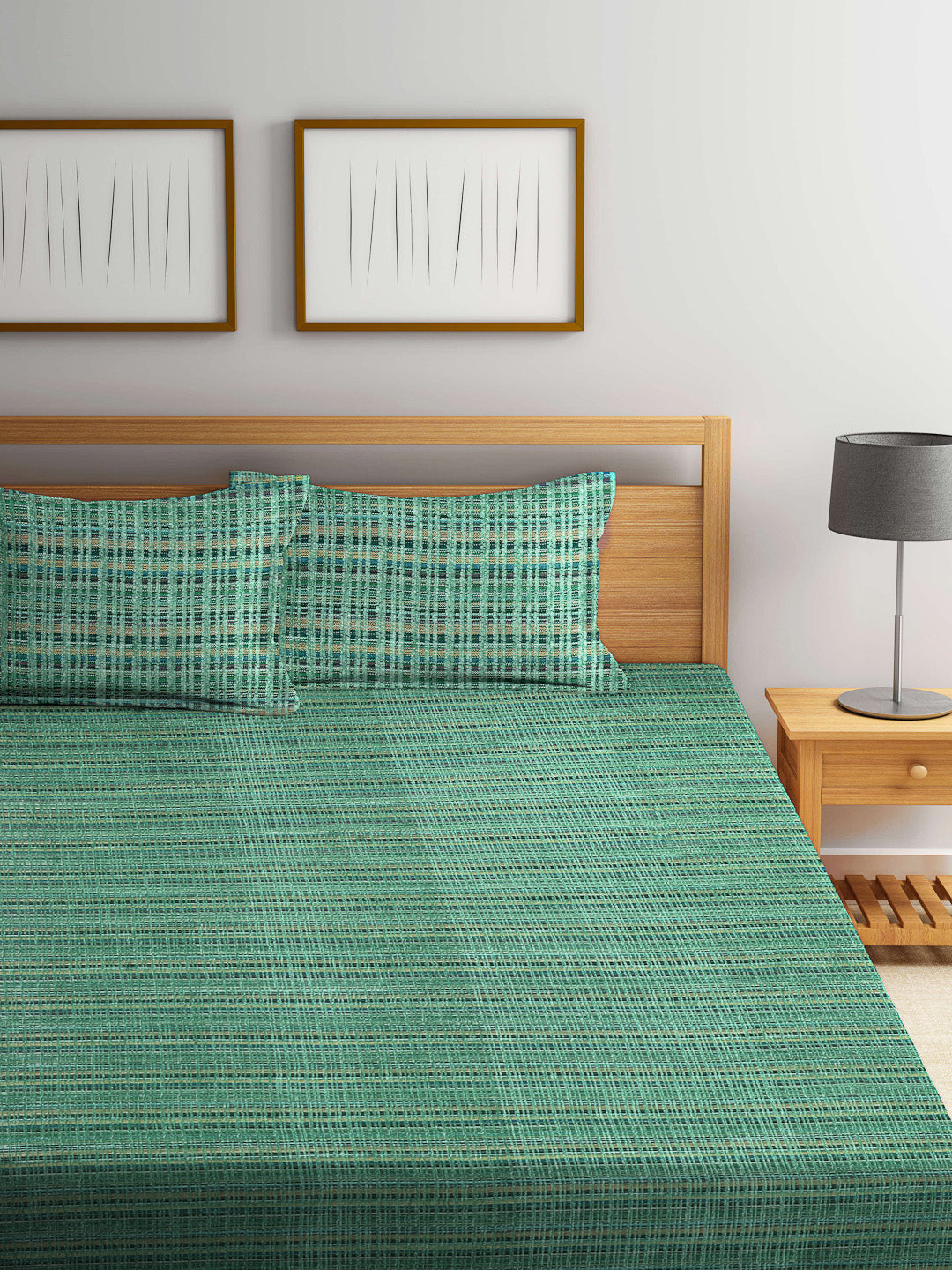 Arrabi Green Stripes Handwoven Cotton King Size Bedsheet with 2 Pillow Covers (260 X 230 cm)