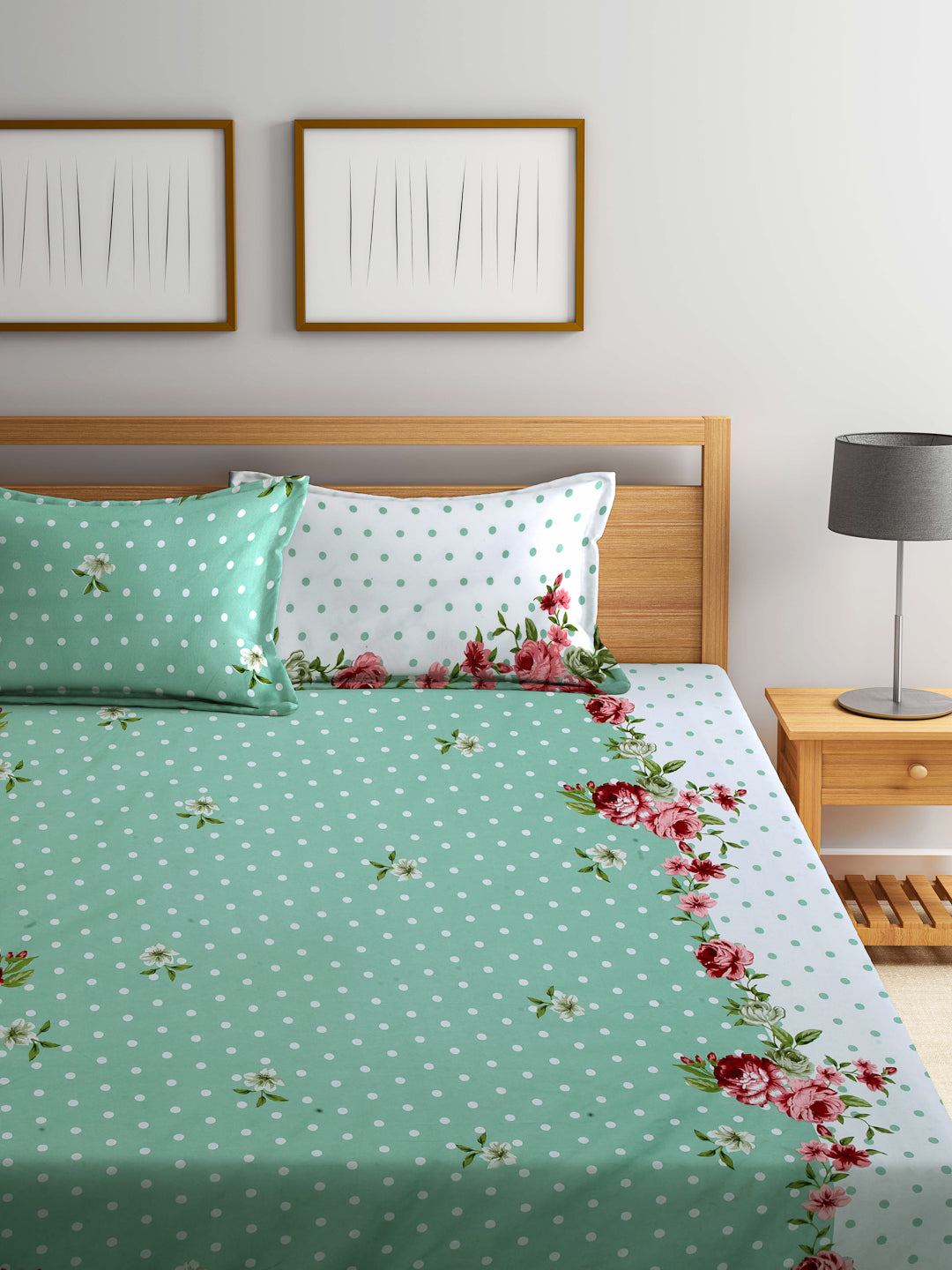 Arrabi Green Floral TC Cotton Blend King Size Fitted Bedsheet with 2 Pillow Covers (250 X 215 Cm )