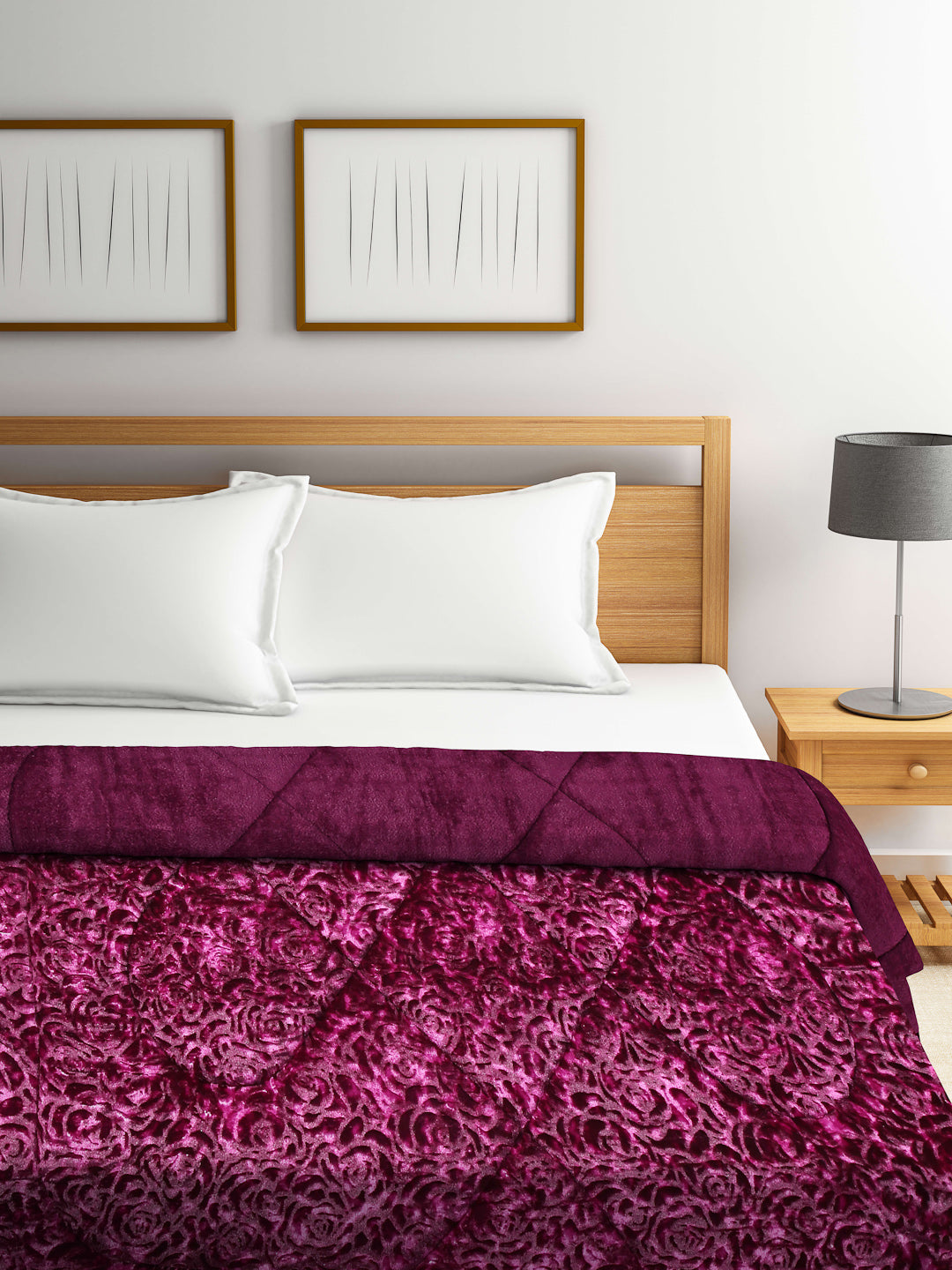 Arrabi Purple Floral Polyester King Size 950 GSM Double Quilt (240 X 210 cm)