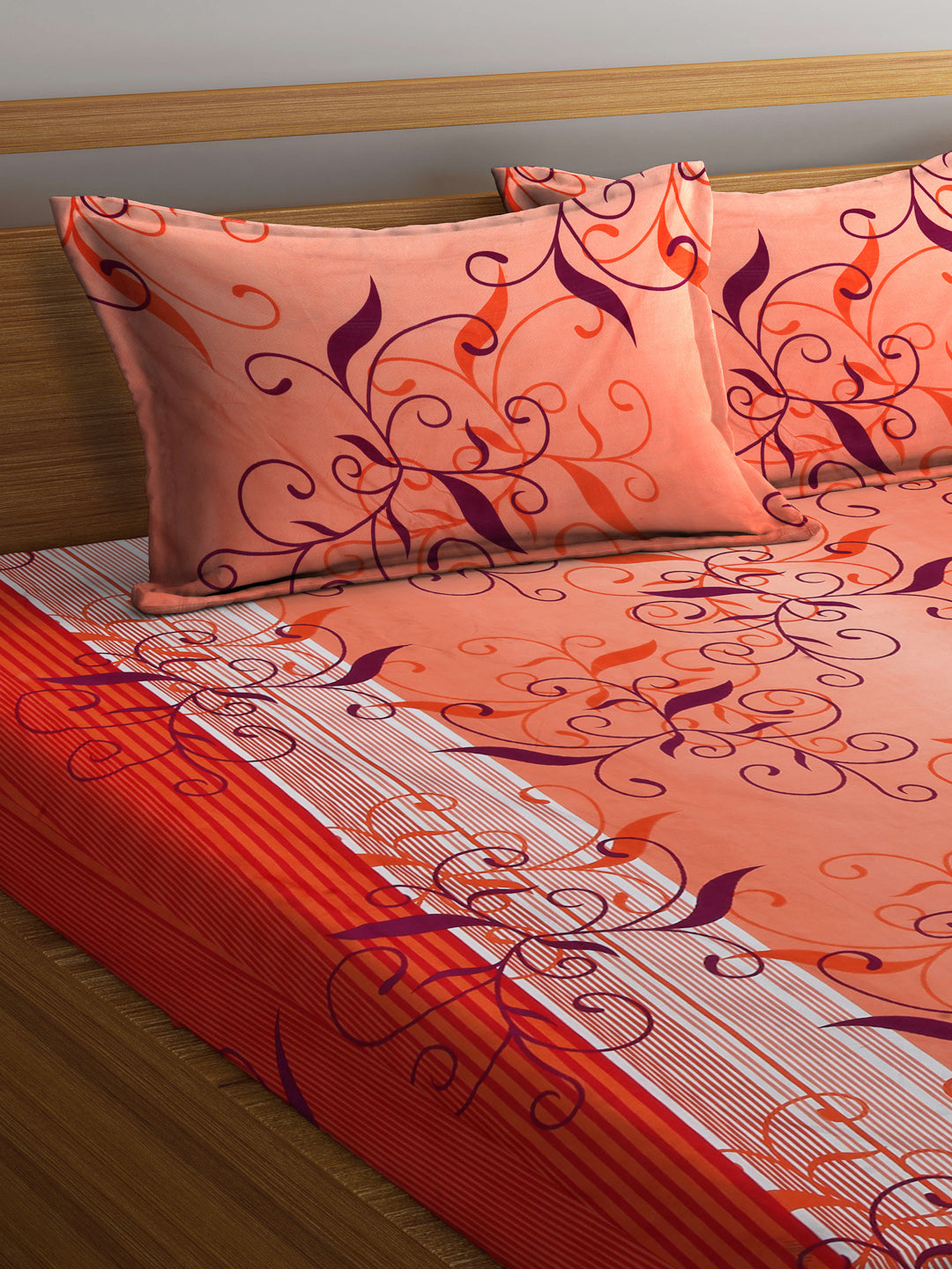 Arrabi Orange Leaf TC Cotton Blend King Size Fitted Bedsheet with 2 Pillow Covers (250 X 220 Cm )