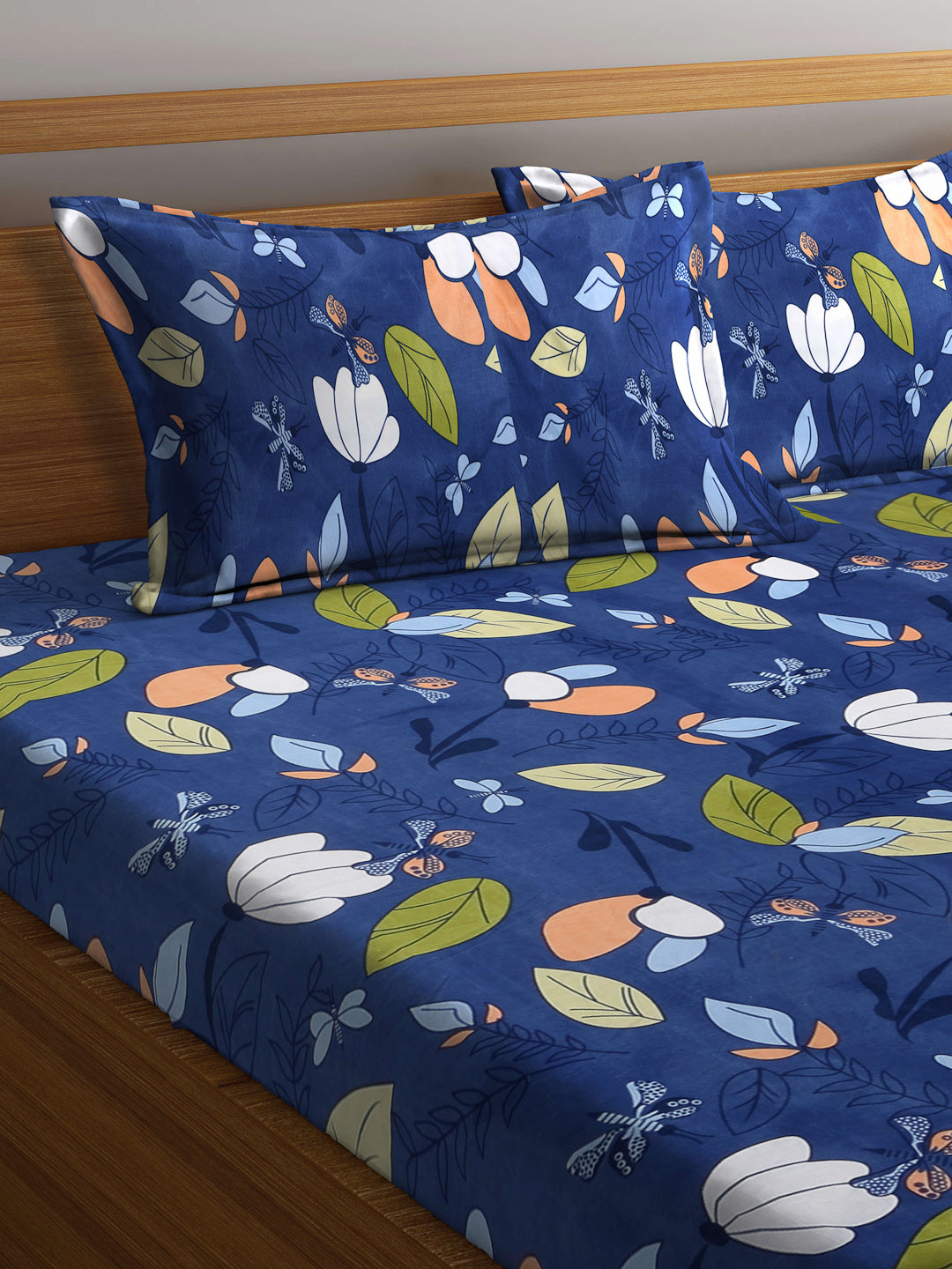 Arrabi Blue Leaf TC Cotton Blend Super King Size Bedsheet with 2 Pillow Covers (270 X 260 cm)