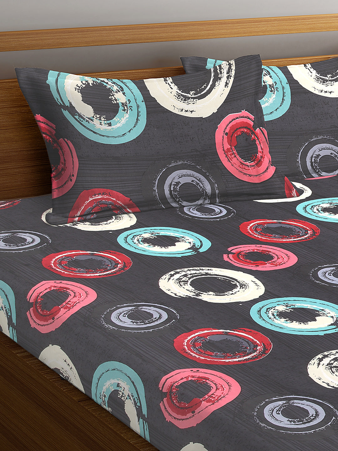 Arrabi Multi Geometric TC Cotton Blend King Bedsheet with 2 Pillow Cover (250 x 220 cm)