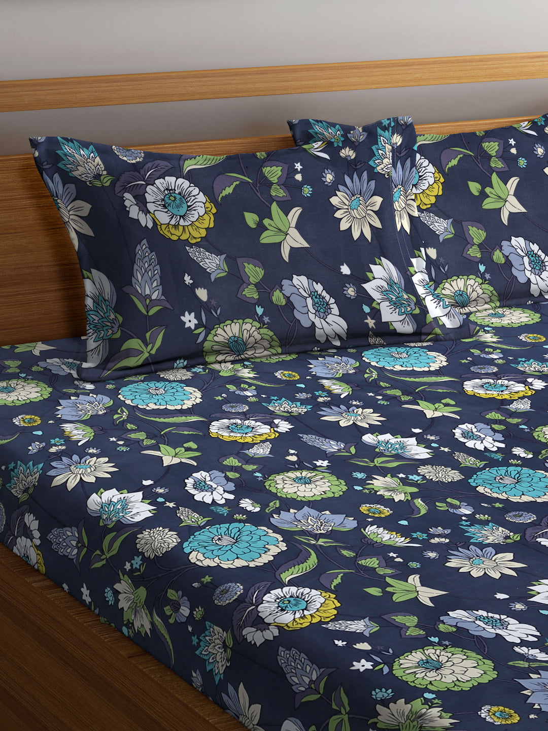 Arrabi Grey Floral TC Cotton Blend Super King Size Fitted Bedsheet with 2 Pillow Covers(270 X 260 Cm )