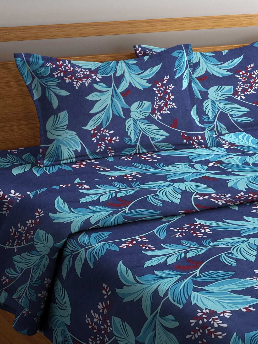 Arrabi Blue Leaf TC Cotton Blend Double Size Comforter Bedding Set with 2 Pillow Cover