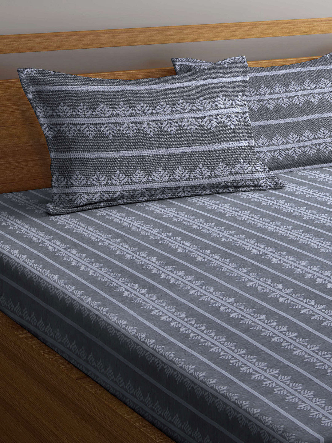 Arrabi Grey Leaf Handwoven Cotton Super King Size Bedsheet with 2 Pillow Covers (270 X 270 cm)