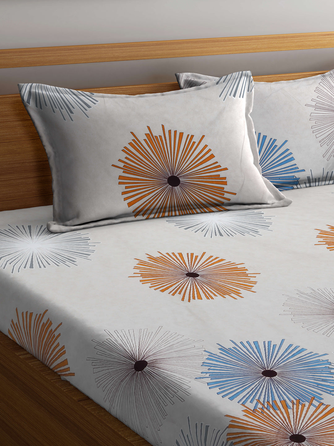 Arrabi Beige Graphic TC Cotton Blend King Size Bedsheet with 2 Pillow Covers (250 X 215 cm)