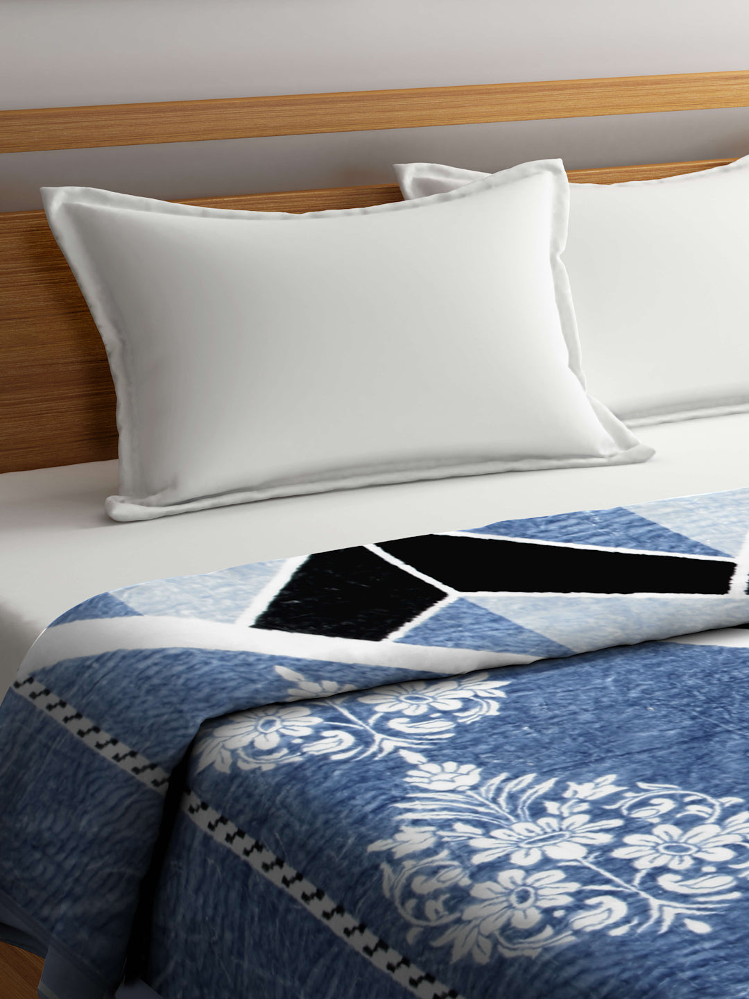 Arrabi Blue Geometric Wool Blend 950 GSM Full Size Double Bed Blanket (220 X 200 cm)