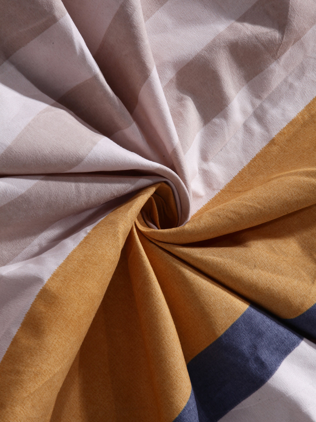Arrabi Multi Stripes TC Cotton Blend Double King Size Bedsheet with 2 Pillow Covers (270 x 260 cm)