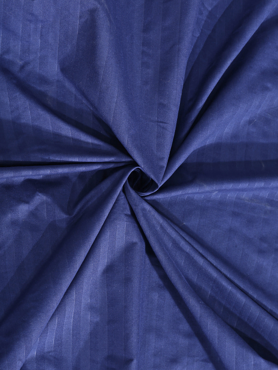 Arrabi Blue Stripes TC Cotton Blend Super King Size Bedsheet with 2 Pillow Covers (270 X 260 cm)