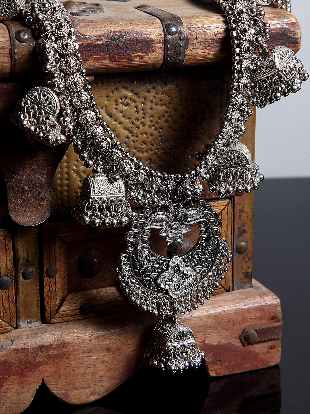 Arrabi Metallic Oxidised Necklace (30 cm)