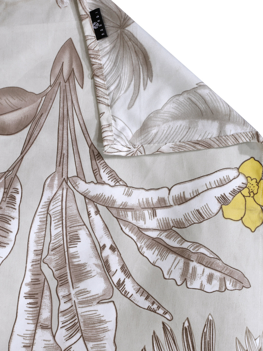 Arrabi Brown Leaf TC Cotton Blend Super King Size Bedsheet with 2 Pillow Covers (270 X 260 cm)