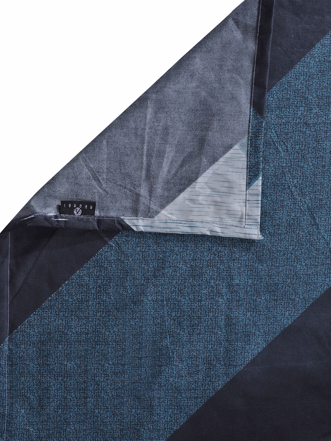 Arrabi Multi Geometric TC Cotton Blend Double Size Comforter Bedding Set with 2 Pillow Cover